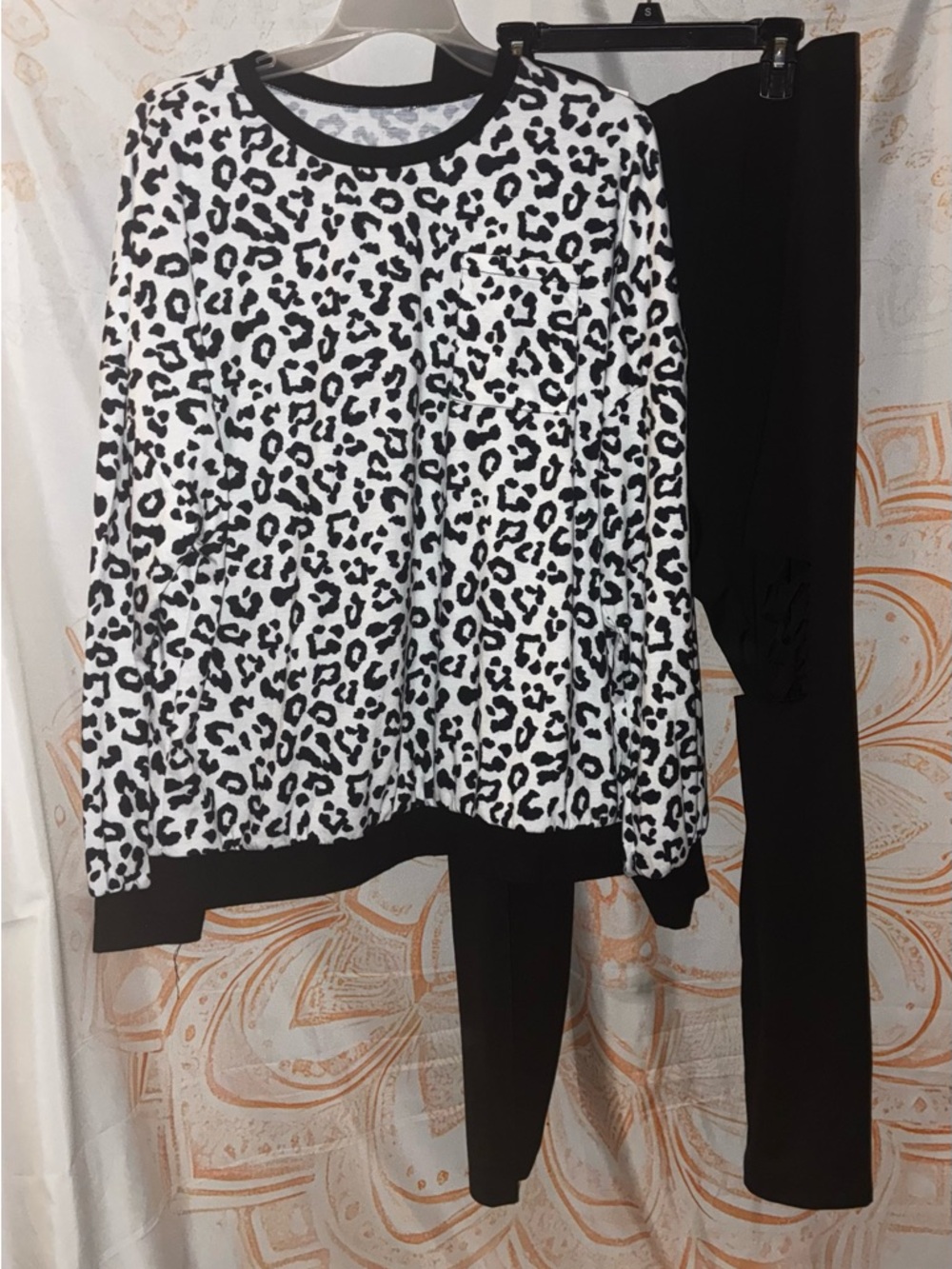 Black and White Leopard Print Sweatshirt with Black Leggings